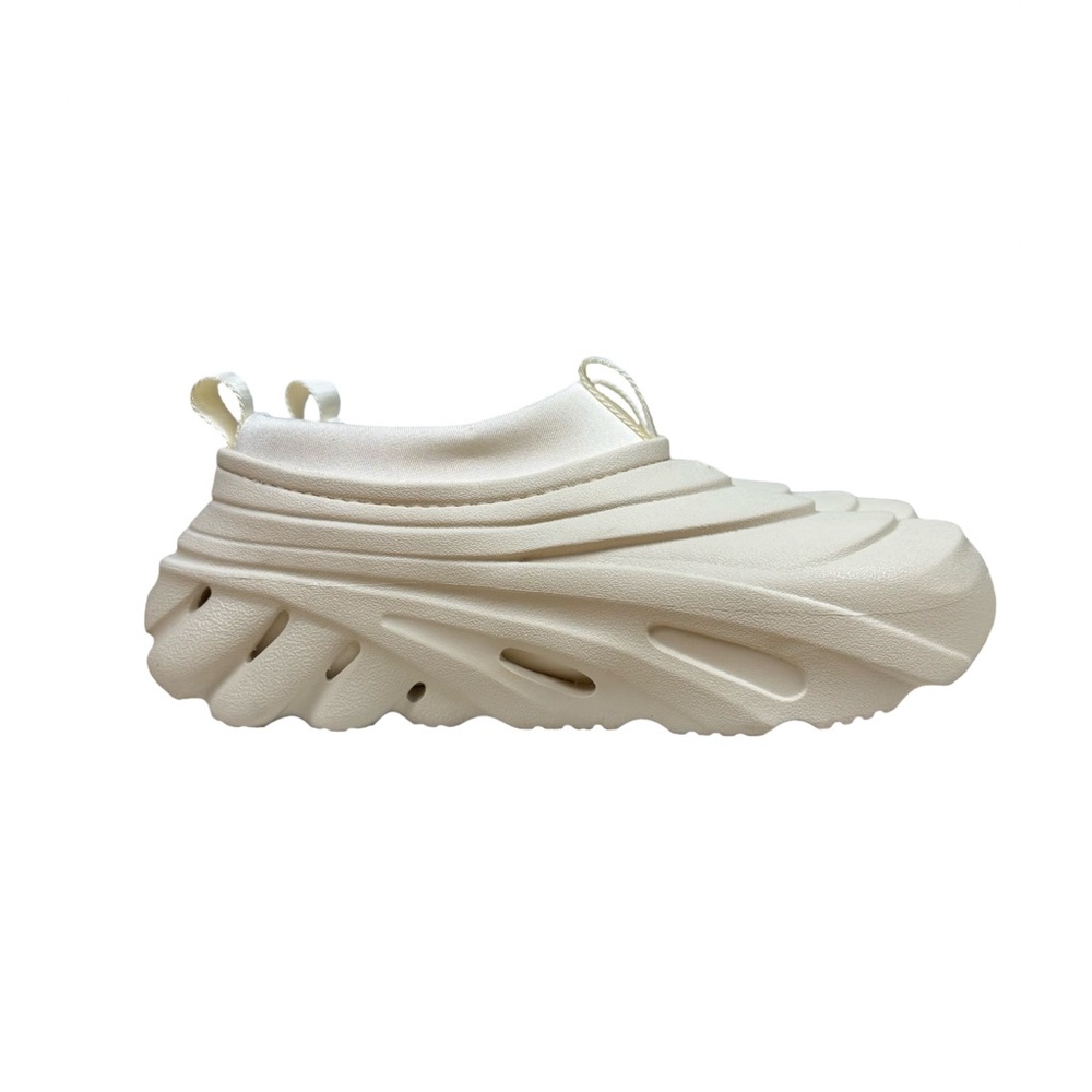 CROCS Unisex Echo Storm Tundra Sculpted Clog Utilitarian
NWOB - Picture 5 of 9